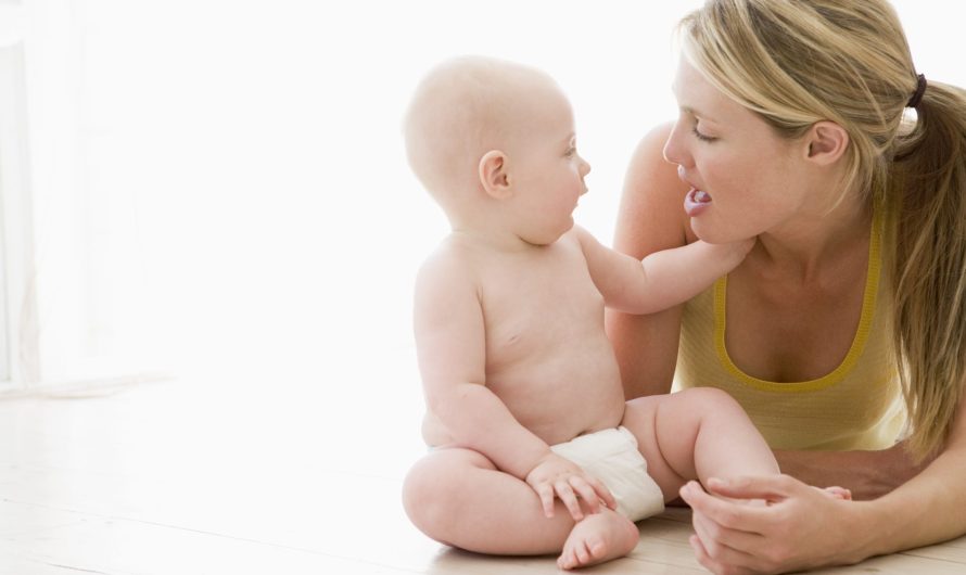 Der er mange gode grunde til at snakke løs med din baby